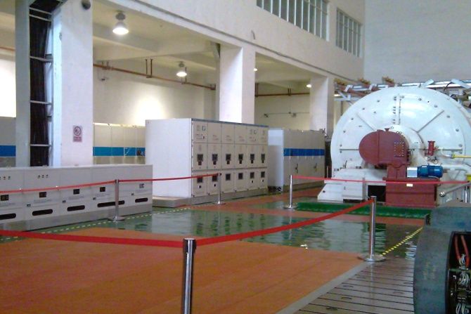 新型15相感應(yīng)電機試驗現(xiàn)場