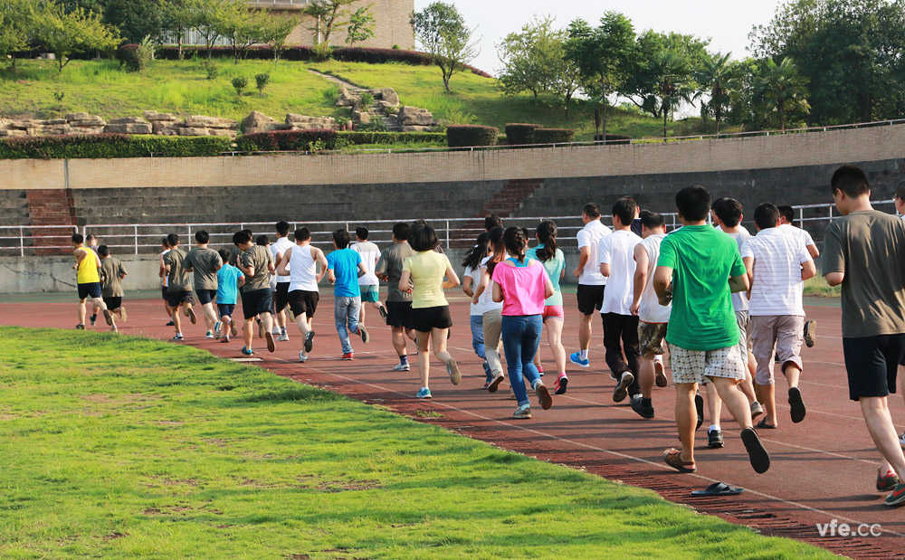 銀河電氣恒力長(zhǎng)跑隊(duì)-3 銀河電氣恒力長(zhǎng)跑隊(duì)-3