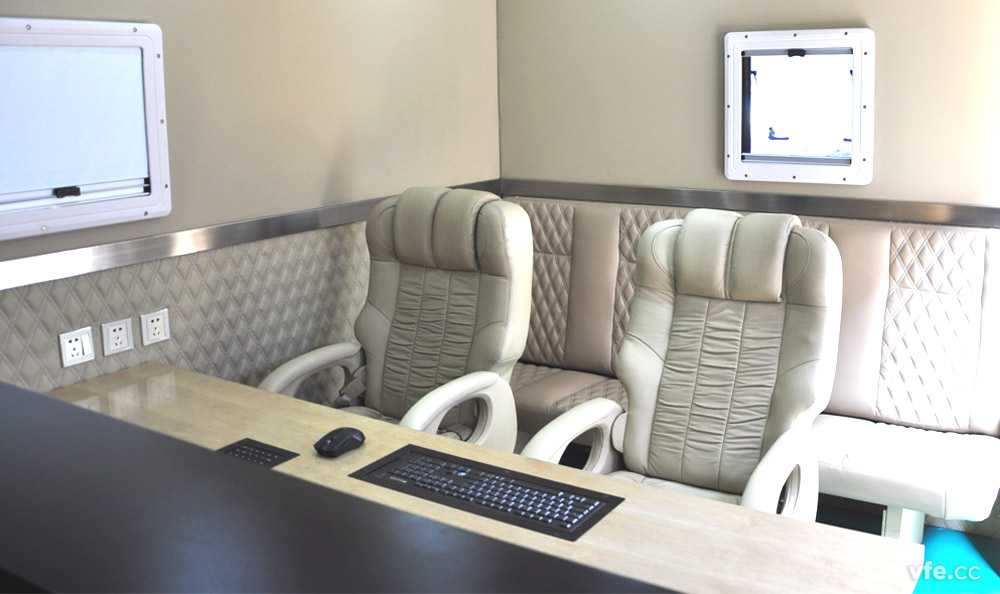 移動式高壓電機能效計量檢測平臺內(nèi)部實景