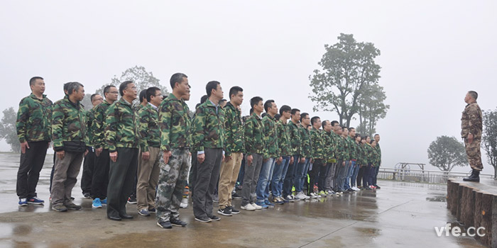 以用戶為中心，銀河電氣開展“卓越團(tuán)隊(duì)”拓展訓(xùn)練